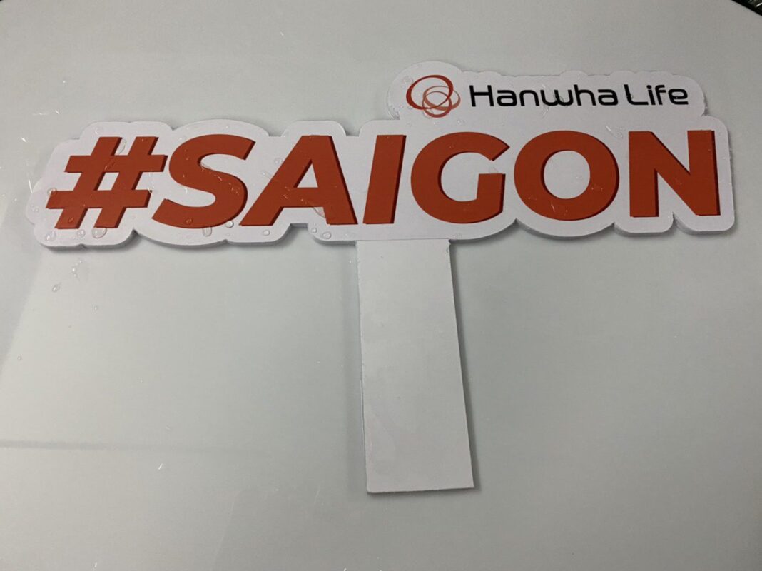 Làm hashtag Hanwha Life #SAIGON