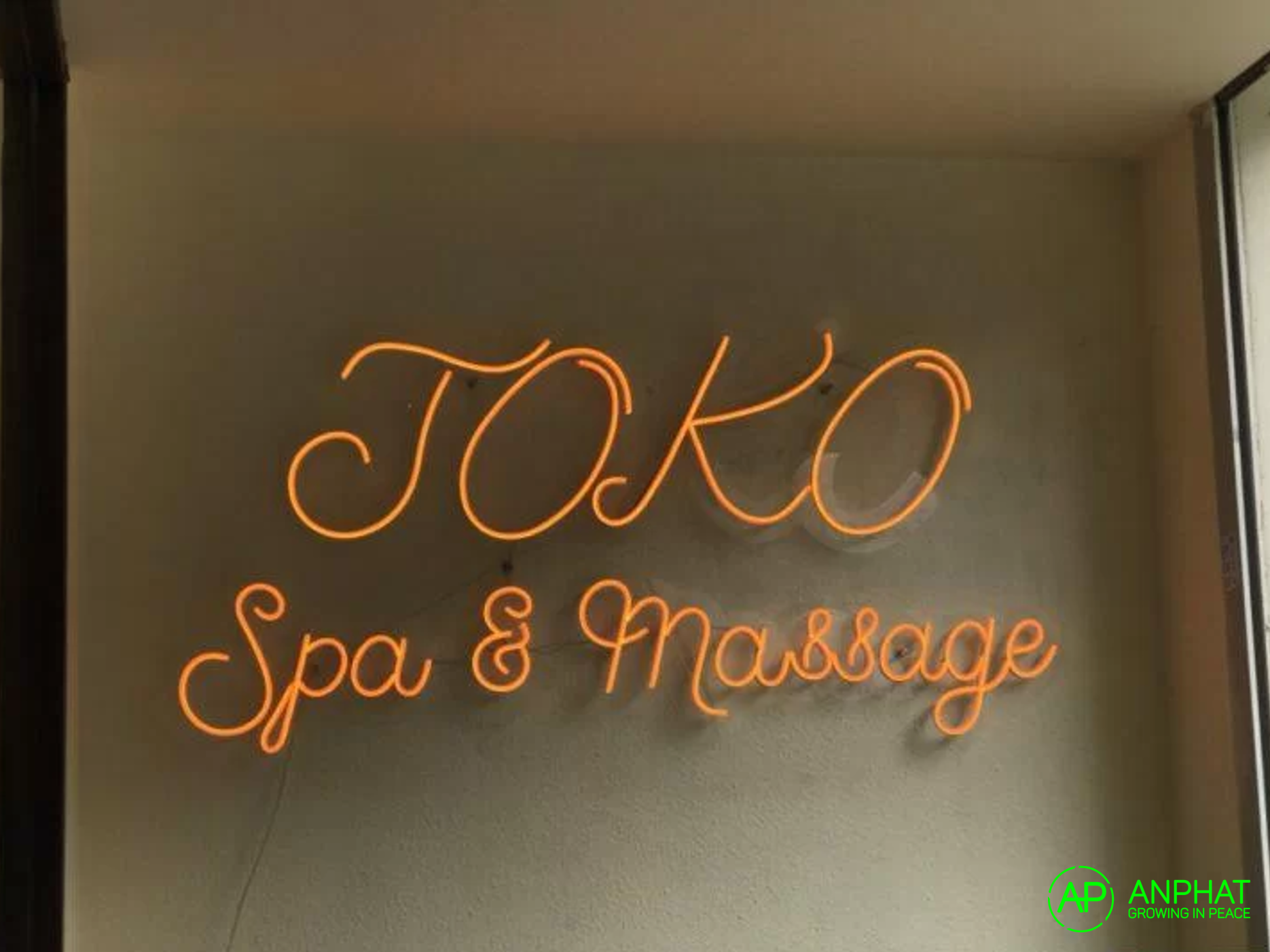 Decorative advertising sign for Spas and Nail salons